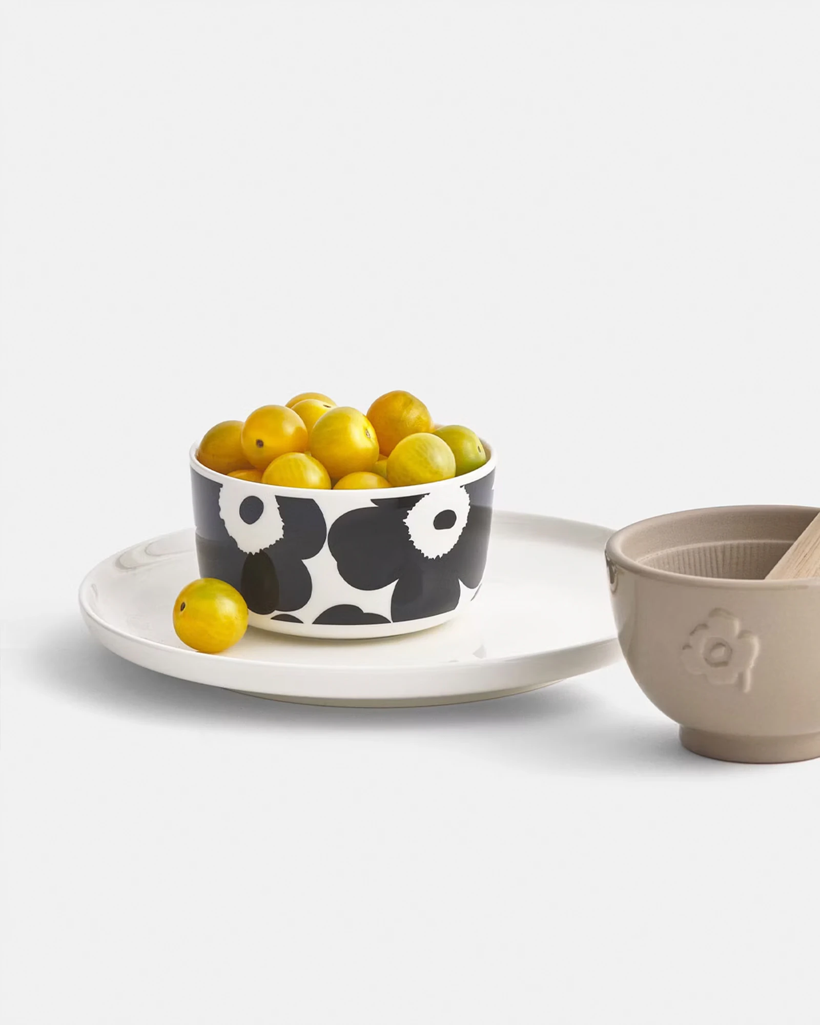 Marimekko Oiva / Unikko Skål 25 Cl, svart från Marimekko, bild 2