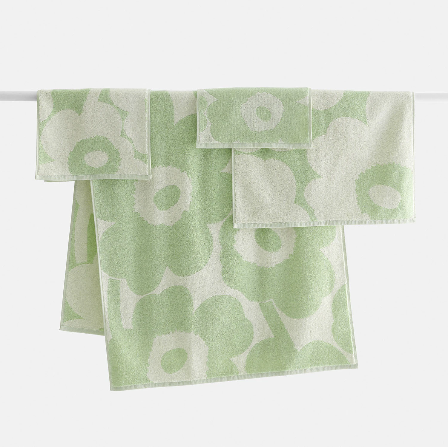 Marimekko Unikko Handduk 70x150 Cm Sage, off-white från Marimekko, bild 3