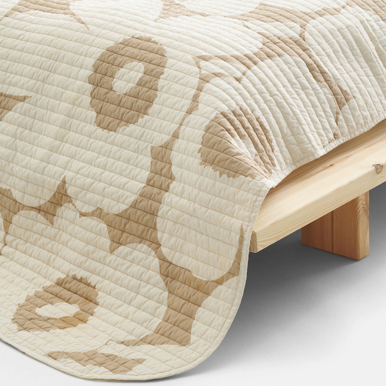 Marimekko Unikko Överkast 260x260 Cm /linen, off-white från Marimekko, bild 2