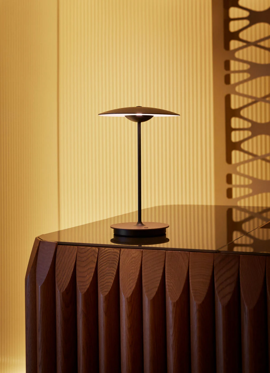Marset Ginger 20 M Bordslampa Portabel, wenge från Marset, bild 2