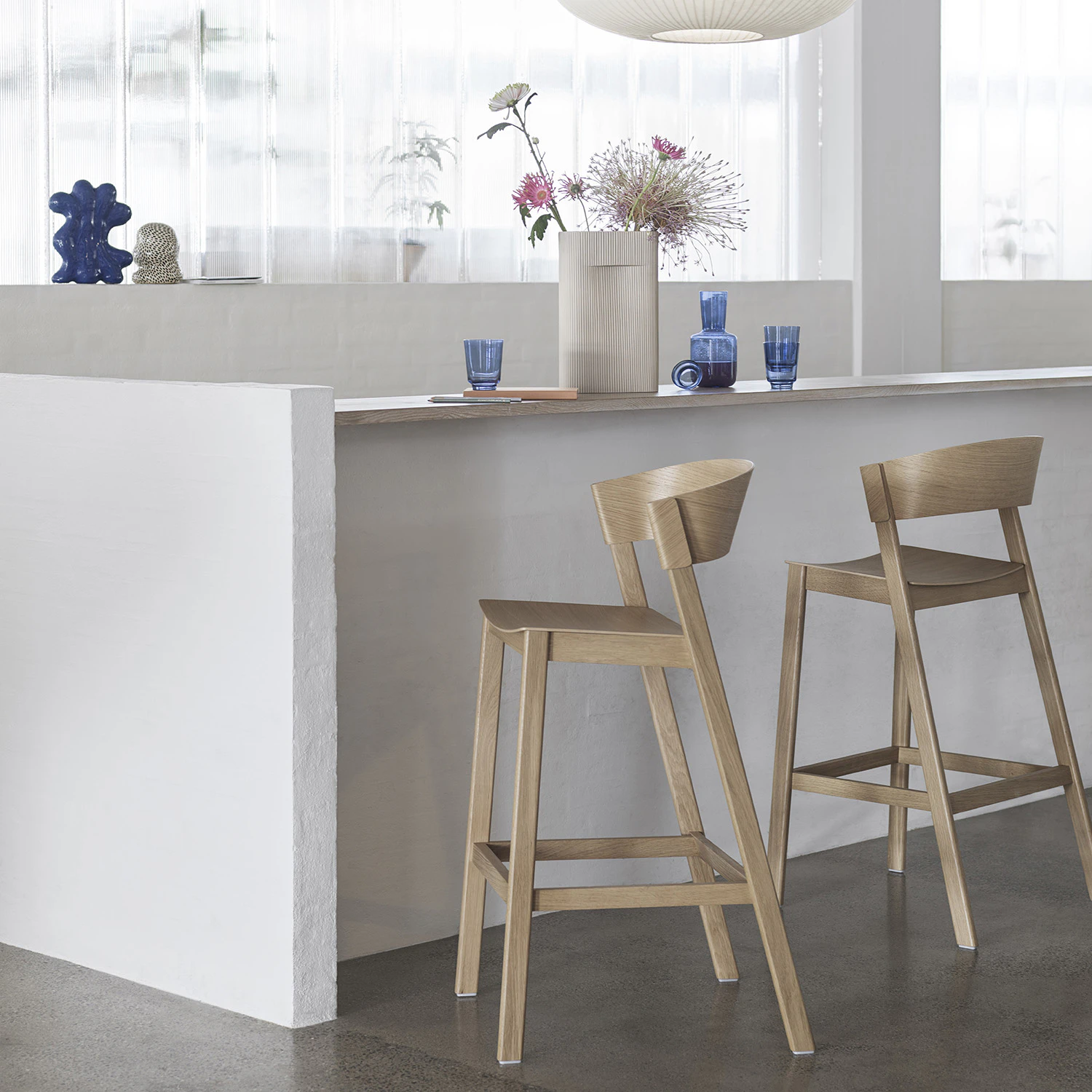 Muuto Cover Barstol Med Ryggstöd, ek från Muuto, bild 2