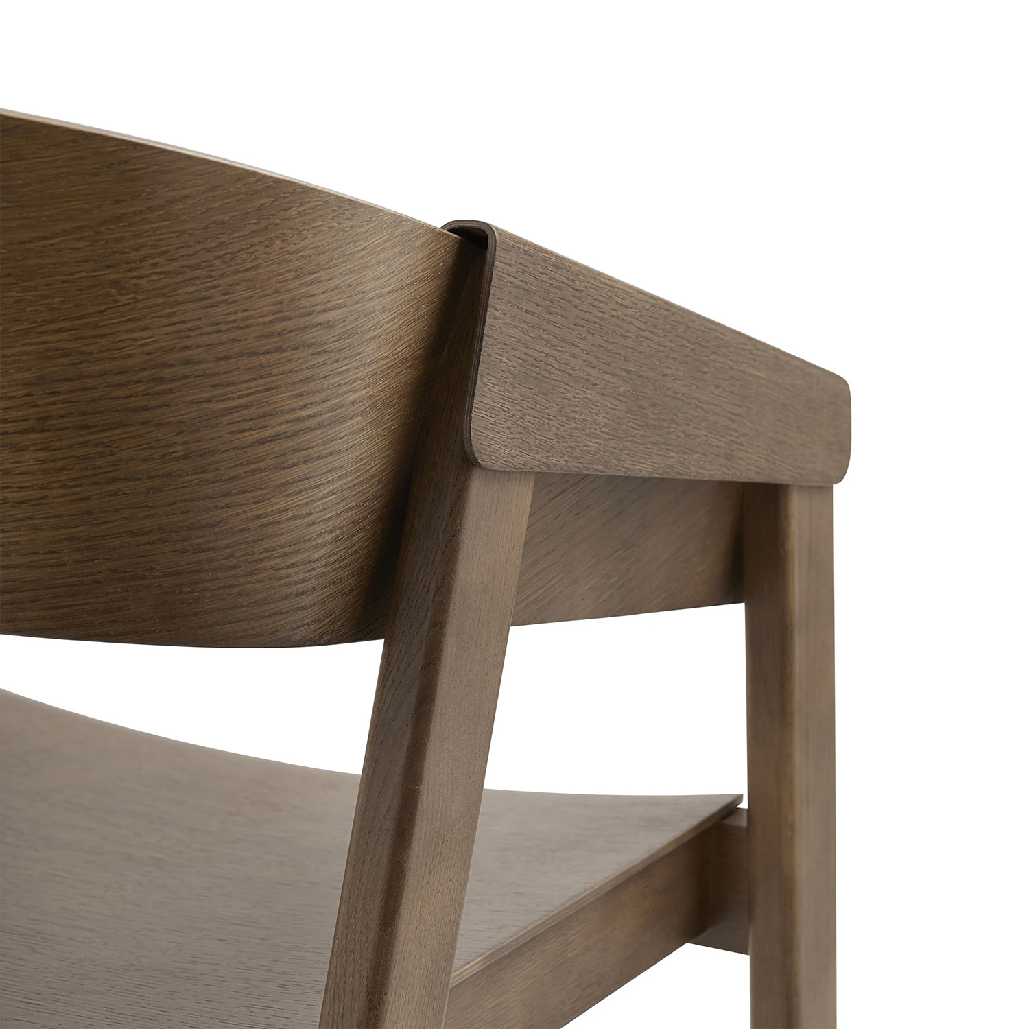 Muuto Cover Karmstol, mörkbetsad ek från Muuto, bild 5