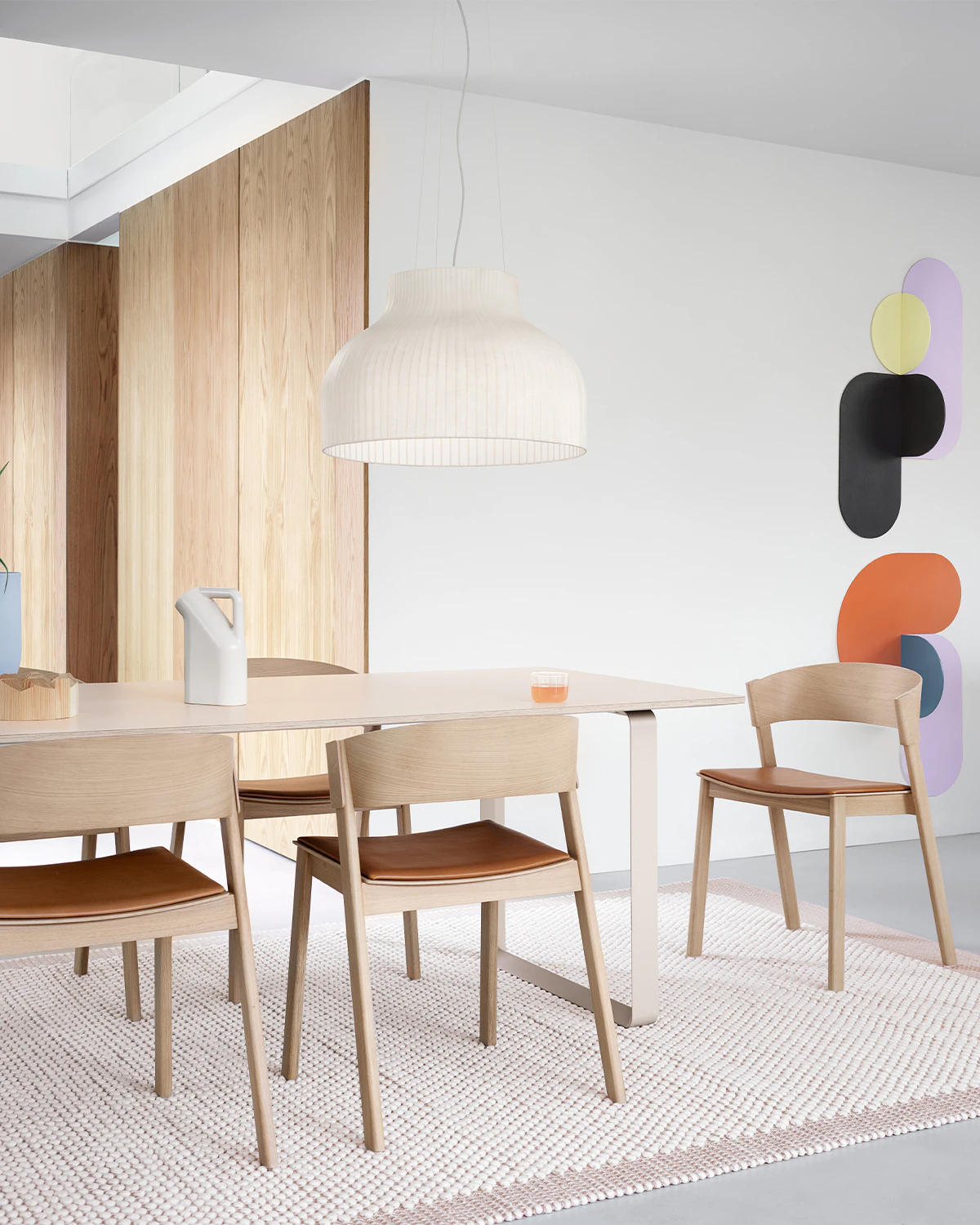 Muuto Cover Matstol, ek från Muuto, bild 2
