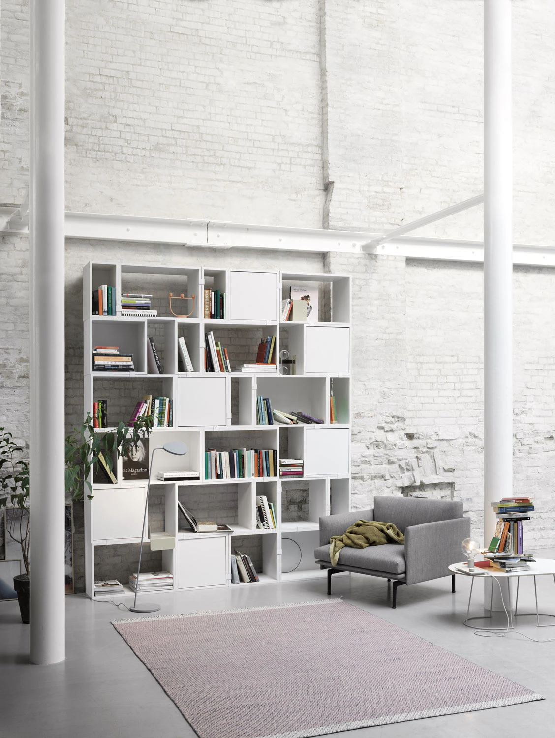 Muuto Stacked Vägghylla M, vit från Muuto, bild 3