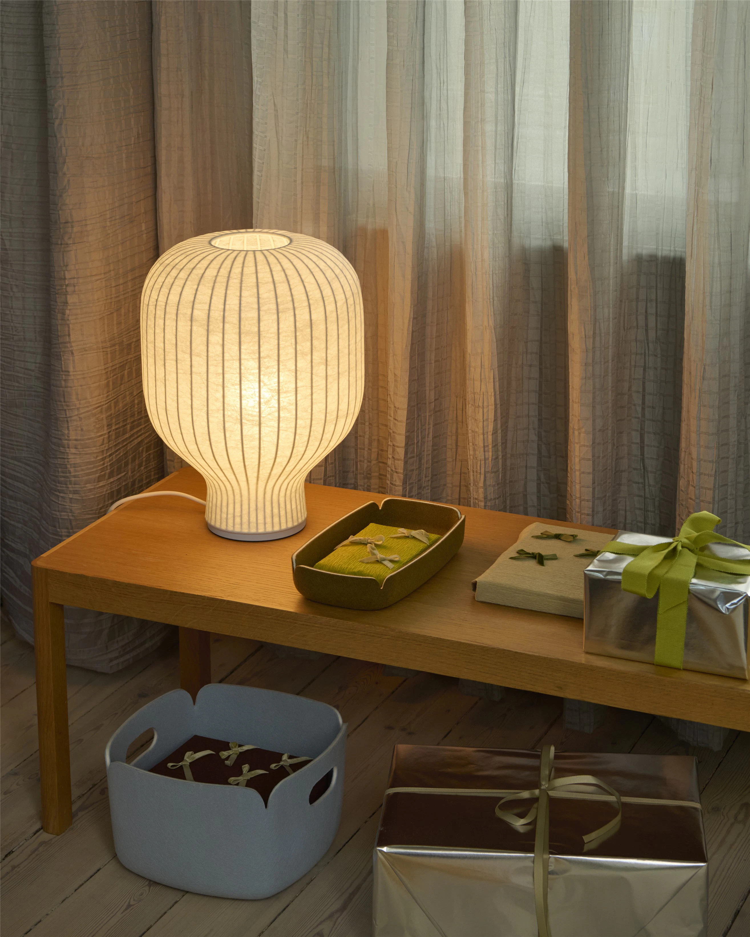 Muuto Strand Bordslampa, vit från Muuto, bild 5