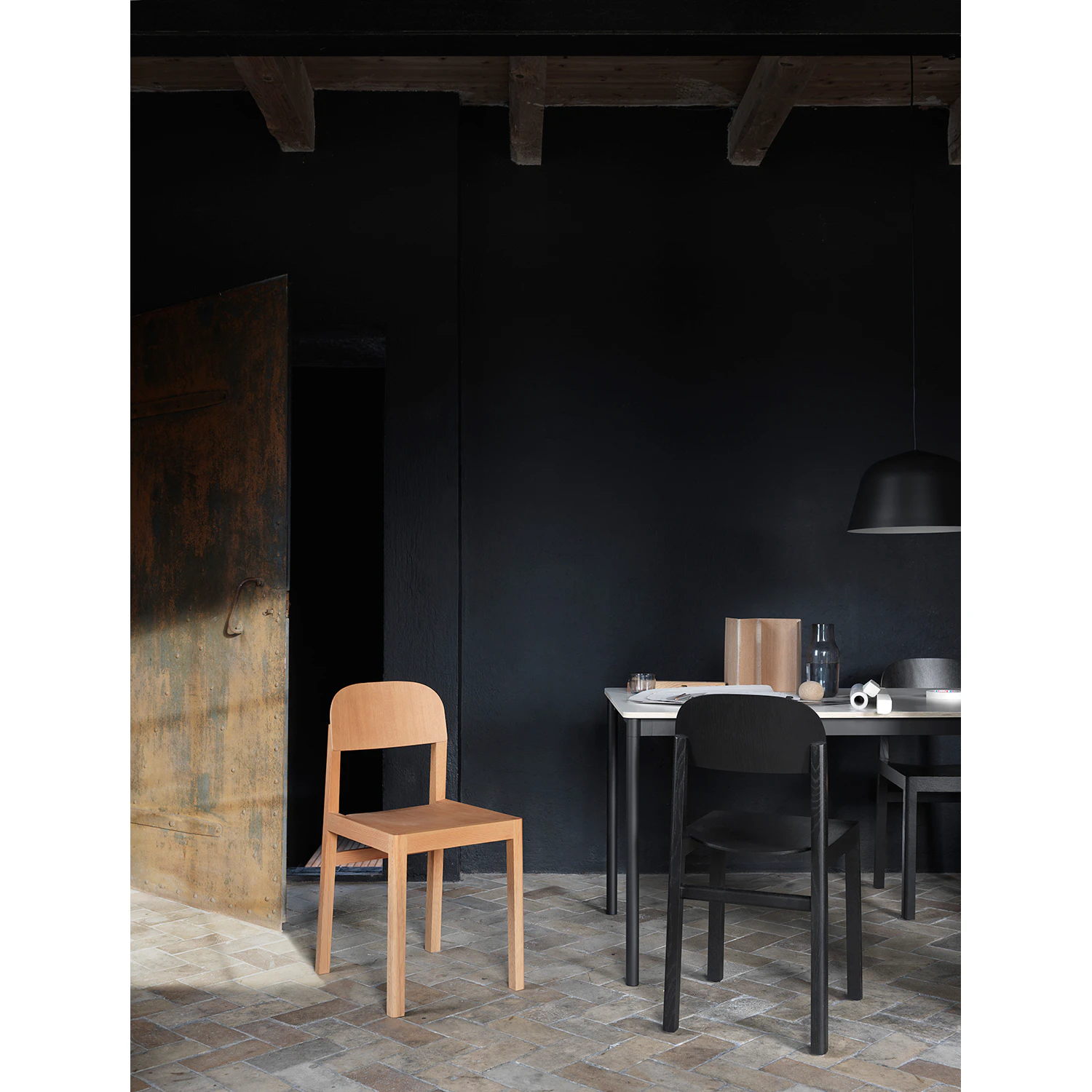Muuto Workshop Stol, svart från Muuto, bild 3