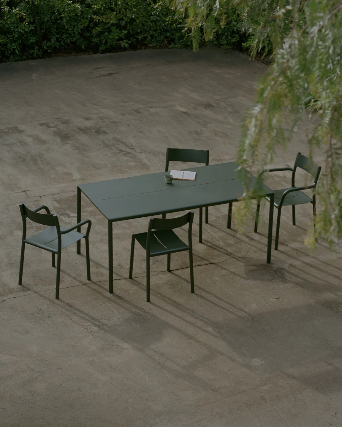 New Works May Chair Outdoor Steel, mörkgrön från New Works, bild 5