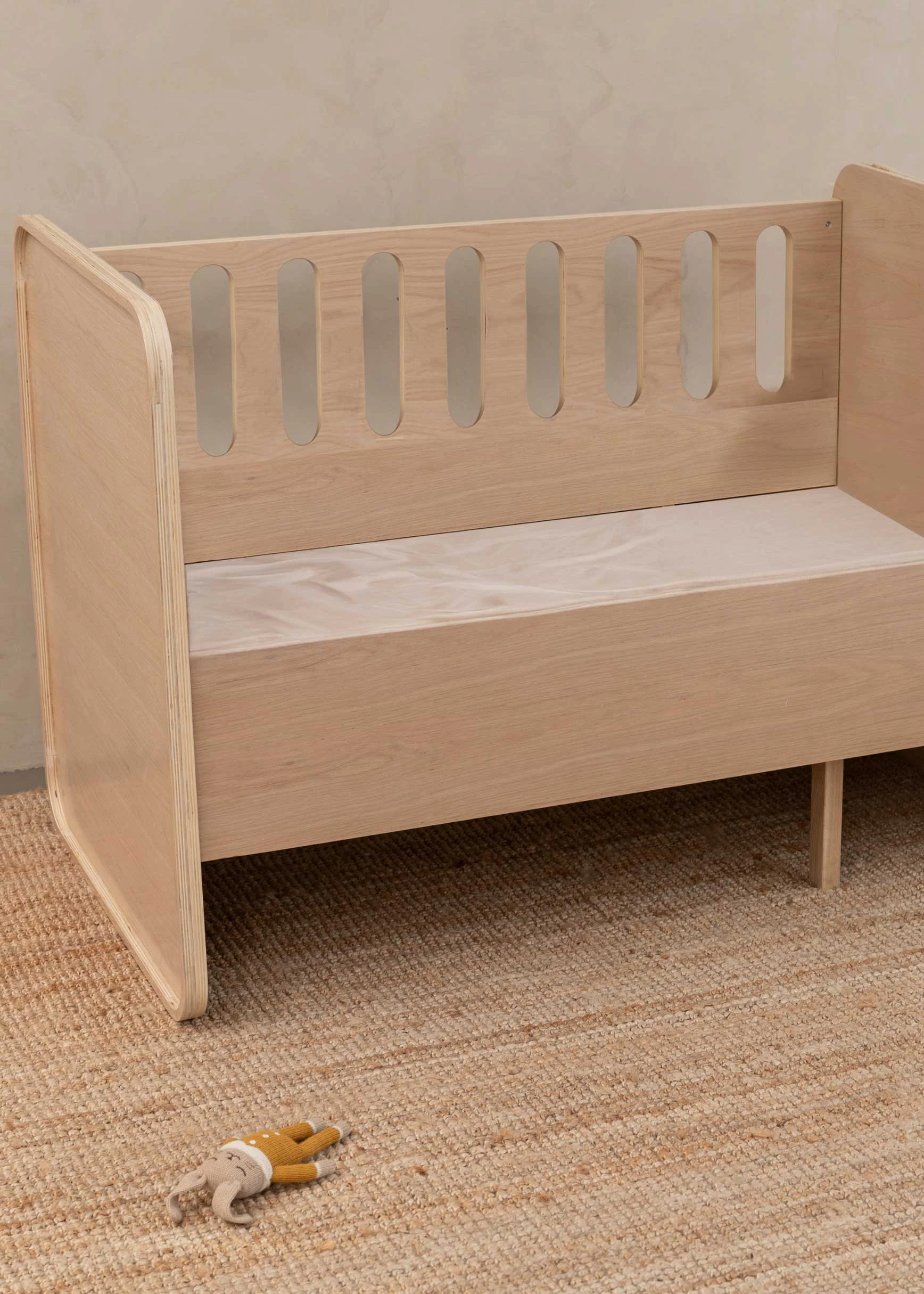Nofred Form Säng Baby & Junior, ek från Nofred, bild 2