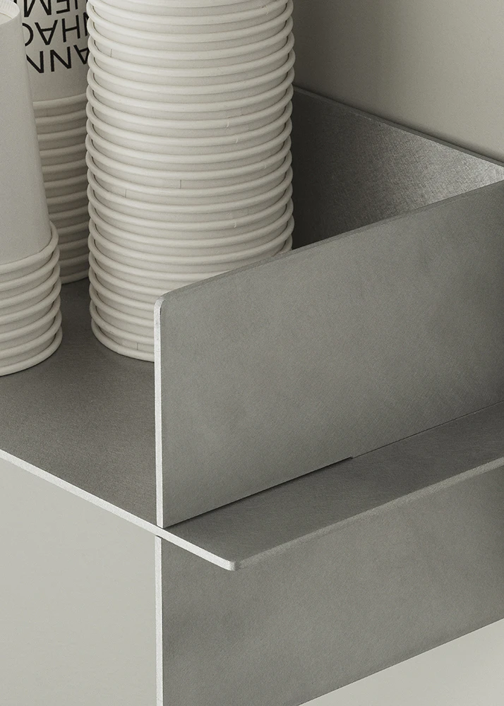 Normann Copenhagen Alu Hylla, borstad aluminium från Normann Copenhagen, bild 4