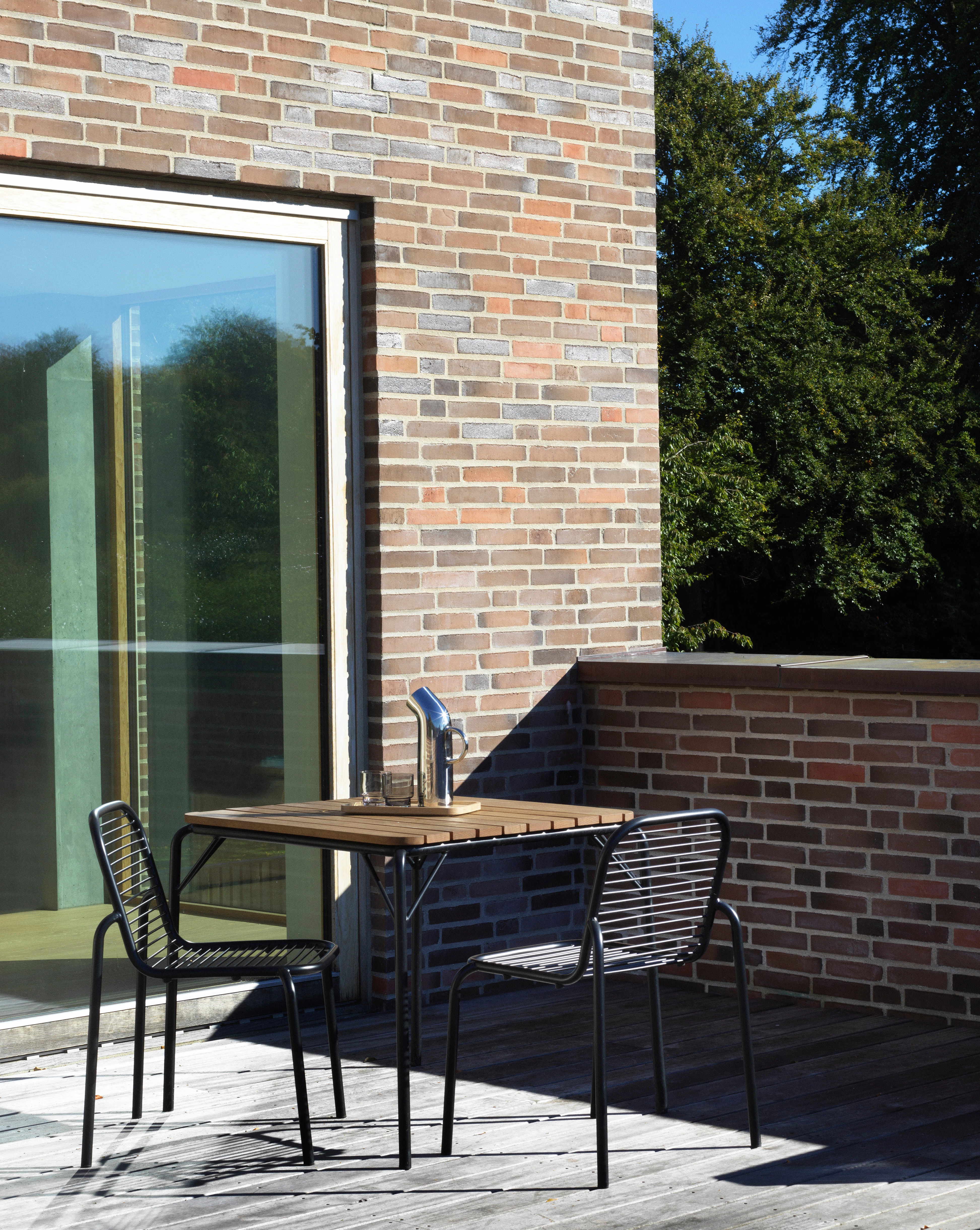 Normann Copenhagen Vig Bord 90x90 Cm Robiniaträ /, svart från Normann Copenhagen, bild 2