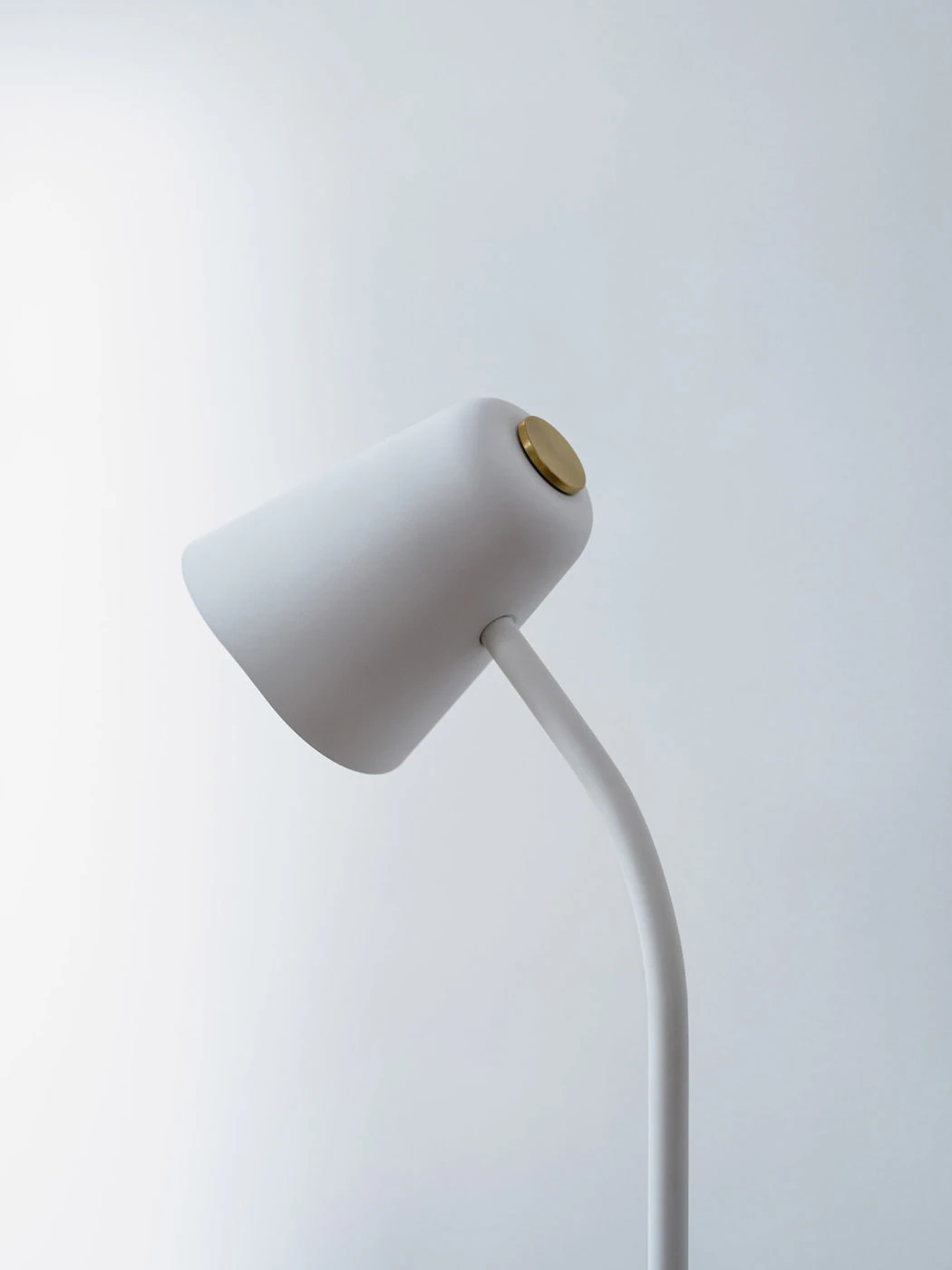 Northern Me Golvlampa Med Dimmer, vit från Northern, bild 3
