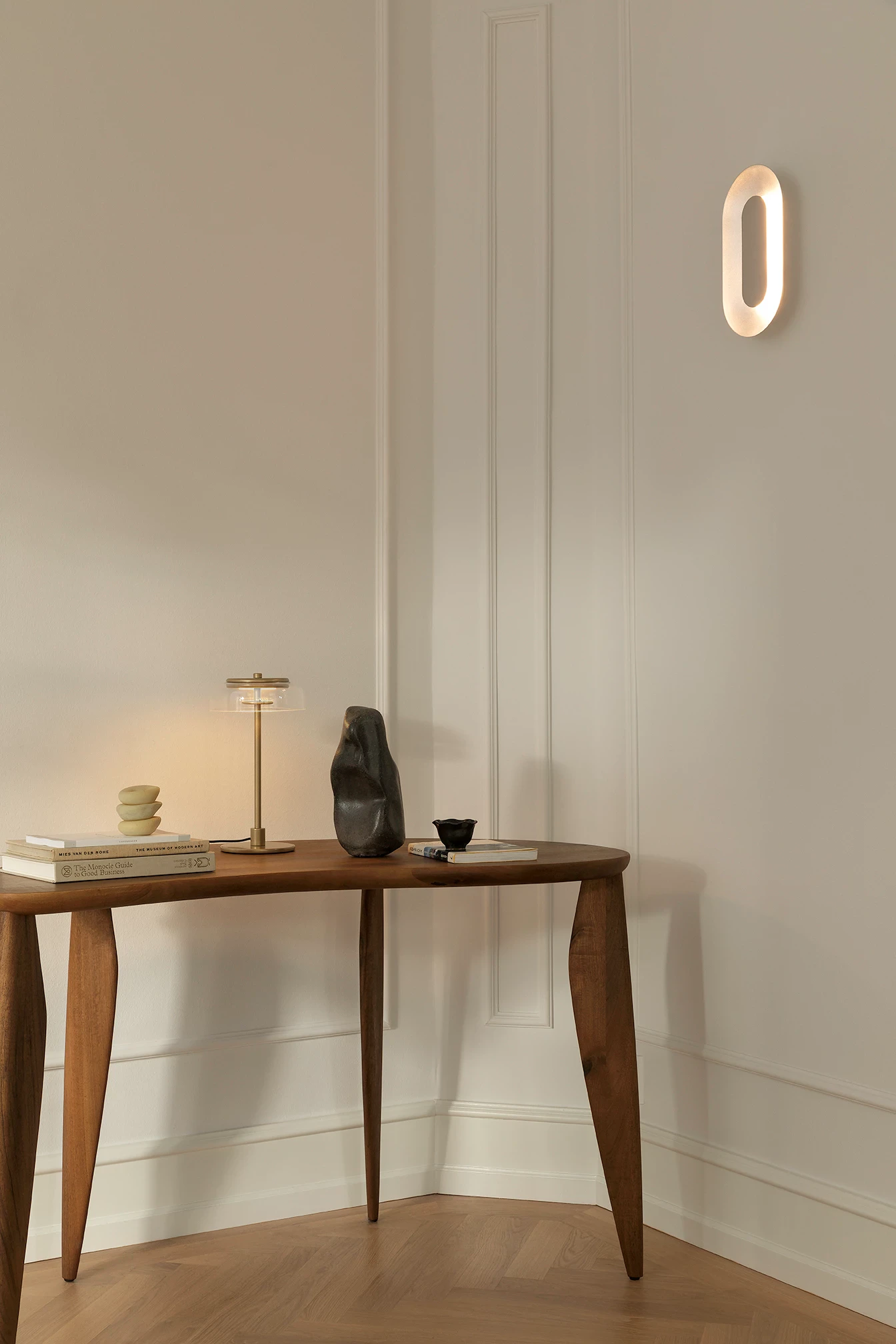 Nuura Blossi Bordslampa Nordic Gold / Klar, guld från Nuura, bild 2