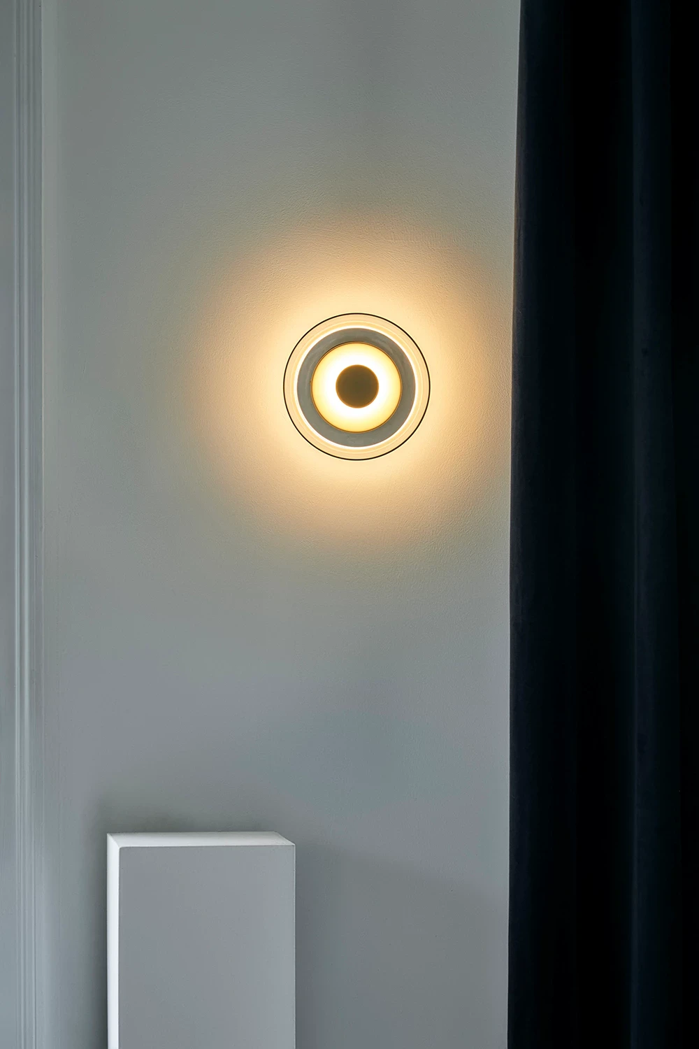 Nuura Blossi Vägglampa, guld från Nuura, bild 3
