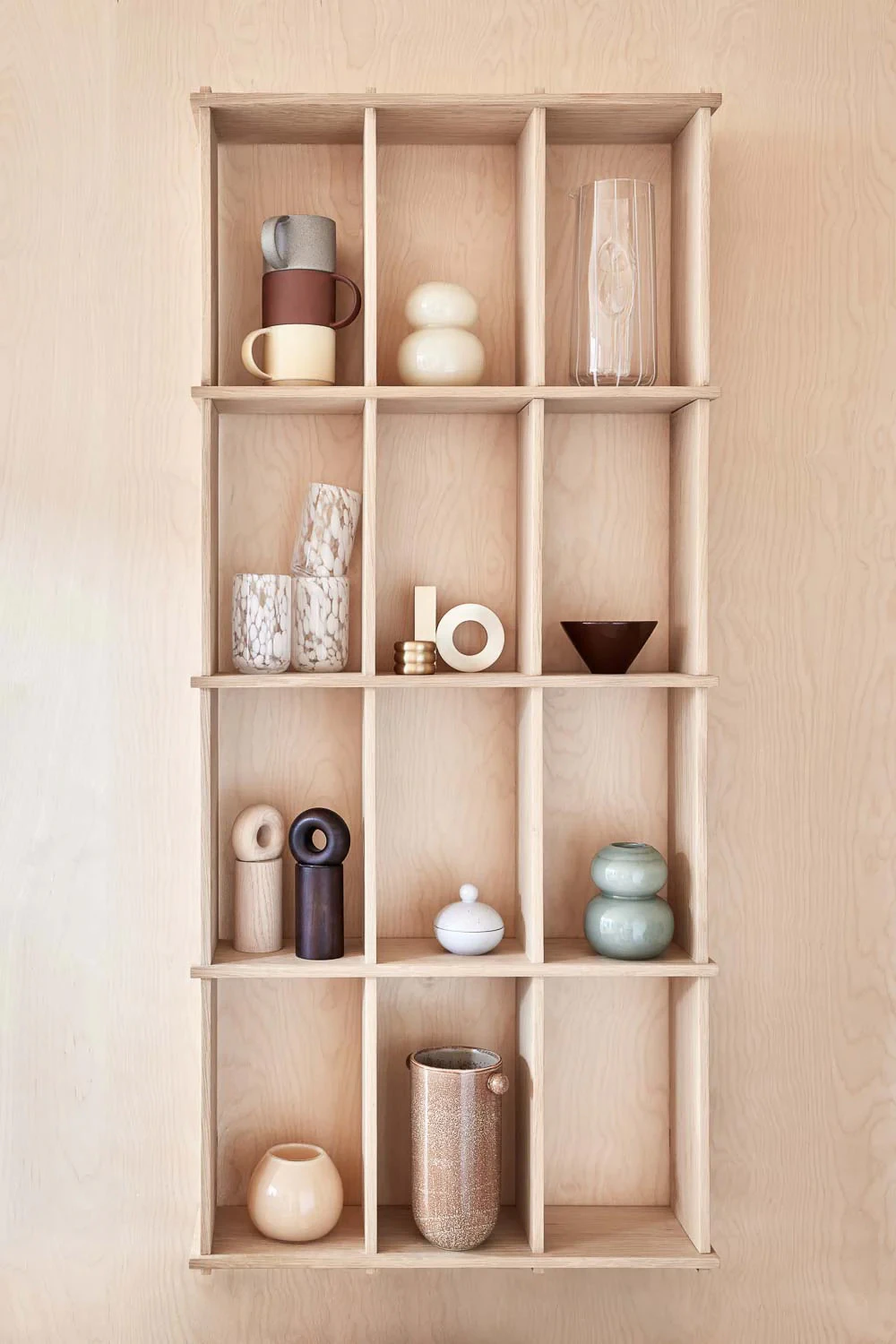 Oyoy Saga Vase Vas, brun från OYOY, bild 3