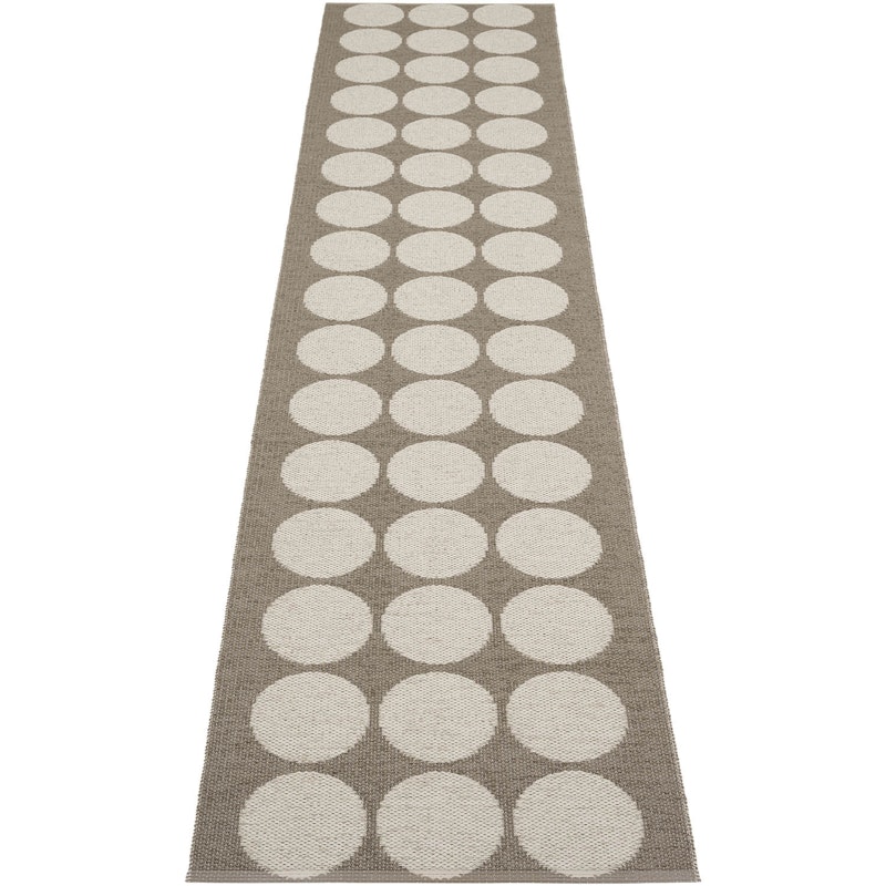 Hugo Matta 70x320 cm, Walnut/Linen