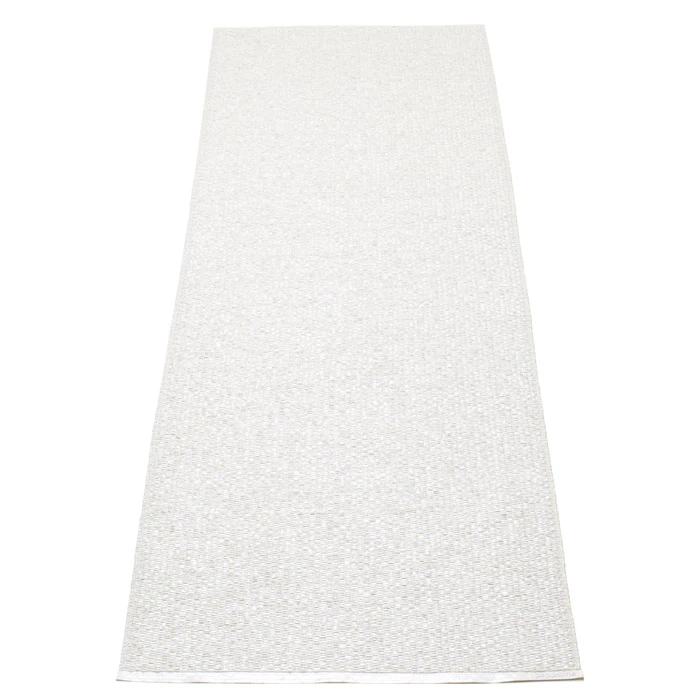 Pappelina Svea Matta White Metallic/white 70x240 Cm - Enfärgade mattor Polyester Vit