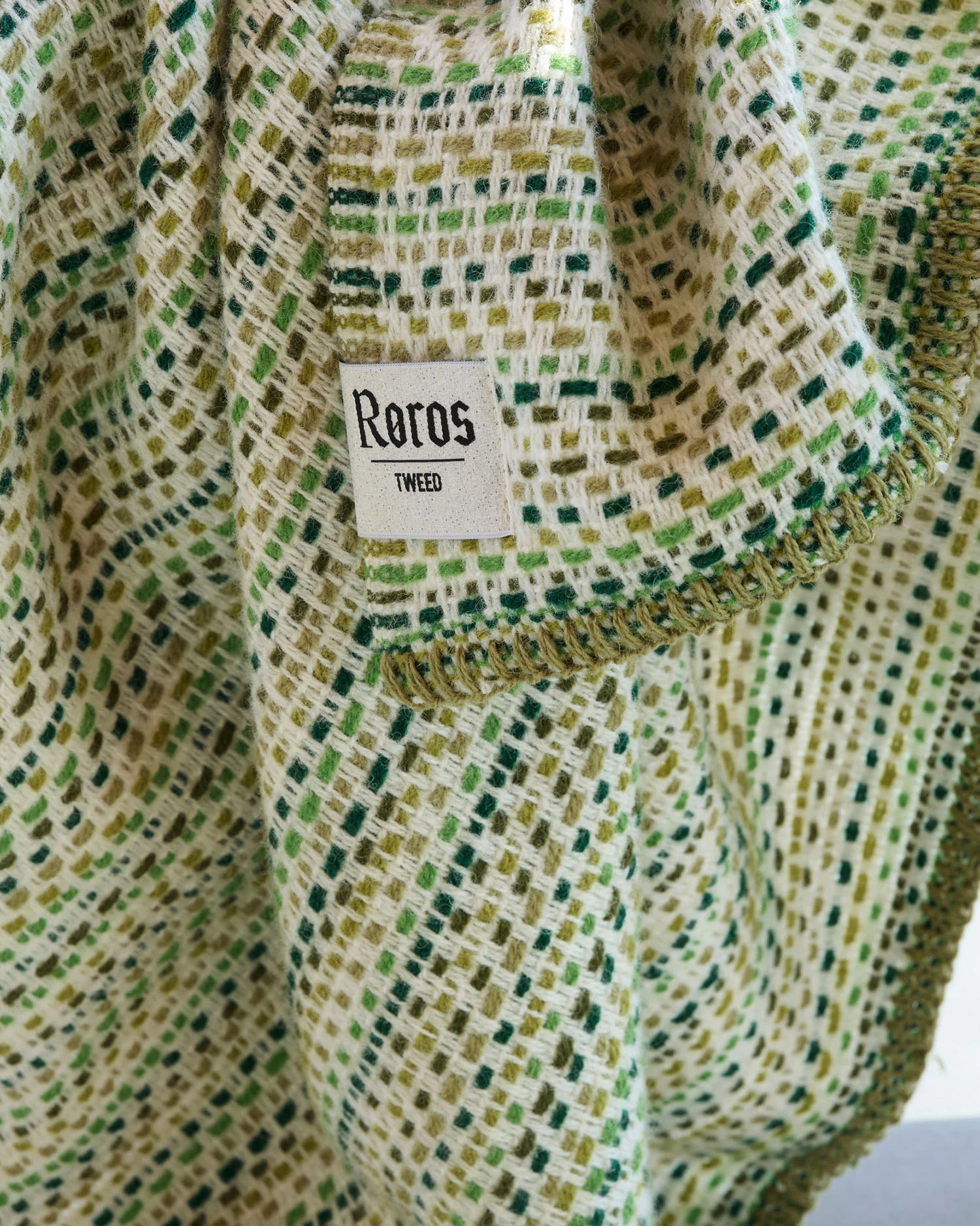Røros Tweed Juli Pläd Ull 150x200 Cm, grön från Røros Tweed, bild 3