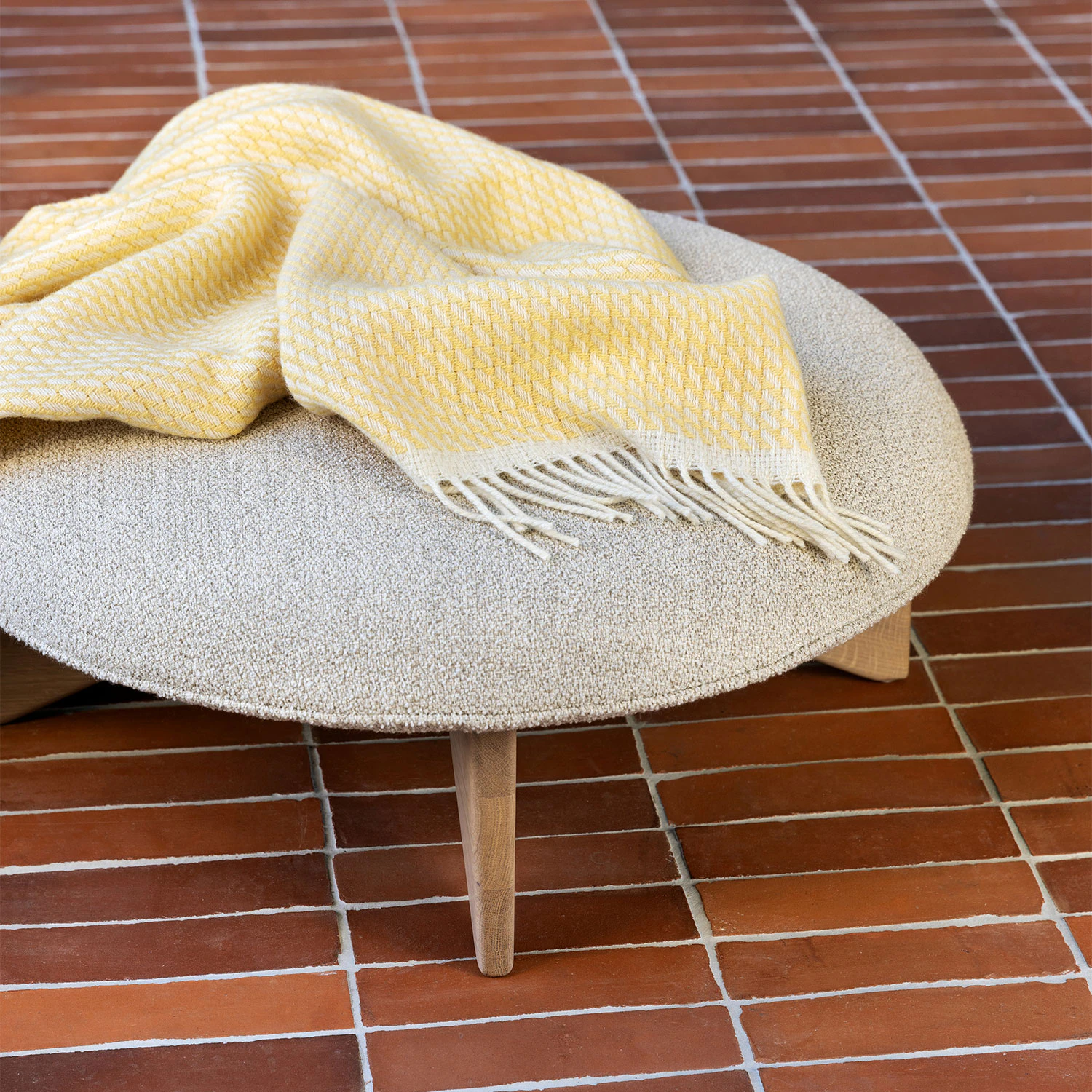 Røros Tweed Mello Pläd 150x210 Cm, lemon yellow från Røros Tweed, bild 2