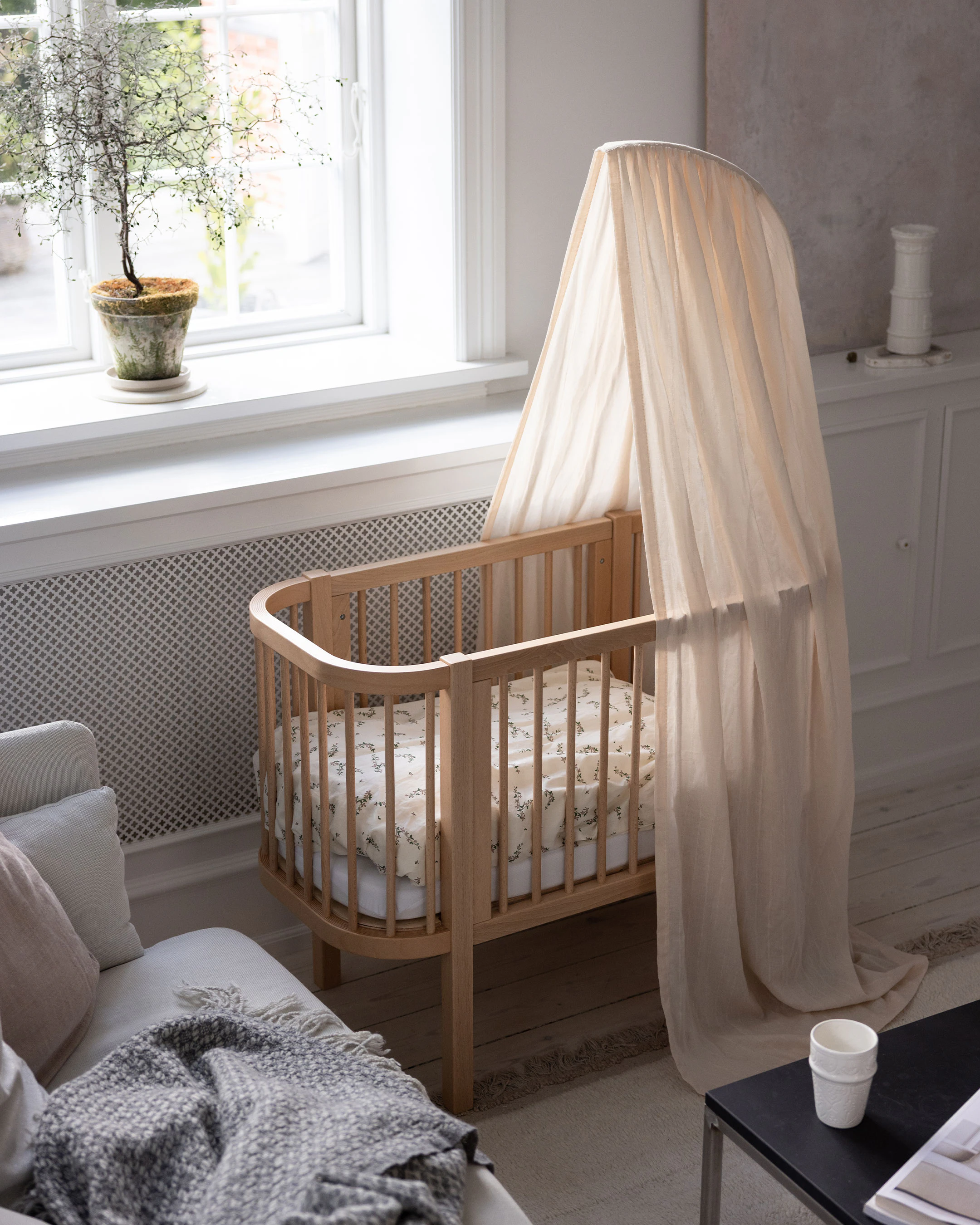 Sebra Bedside Crib, trä från Sebra, bild 5