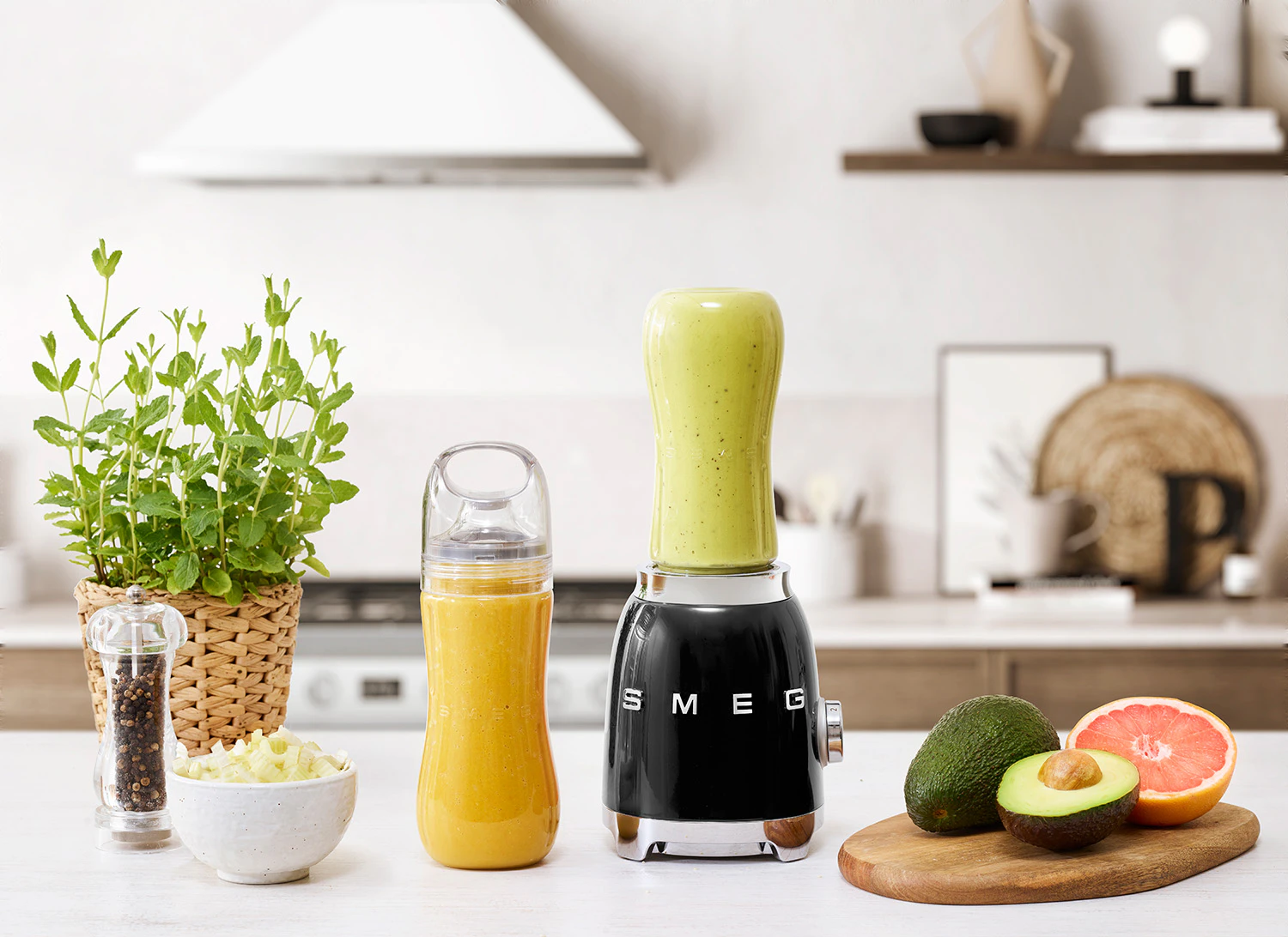 Smeg Personal Blender, svart från Smeg, bild 2