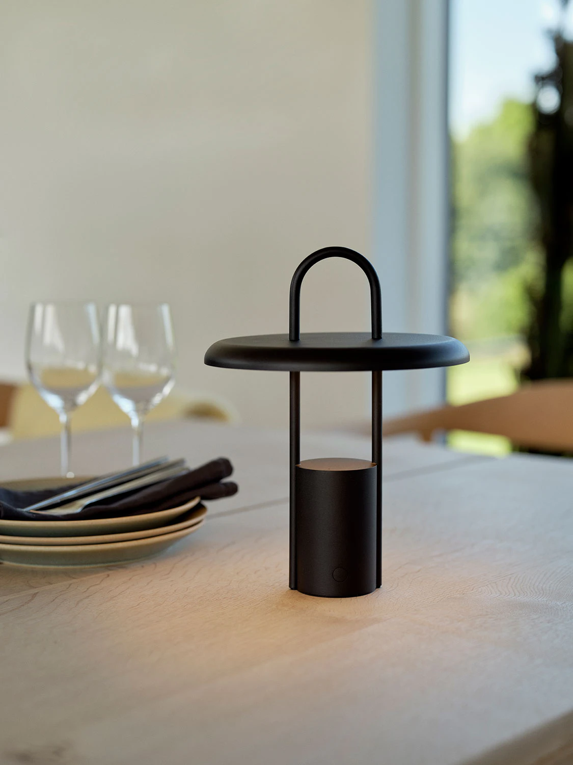 Stelton Pier Led-lampa Portabel 25 Cm, svart från Stelton, bild 2