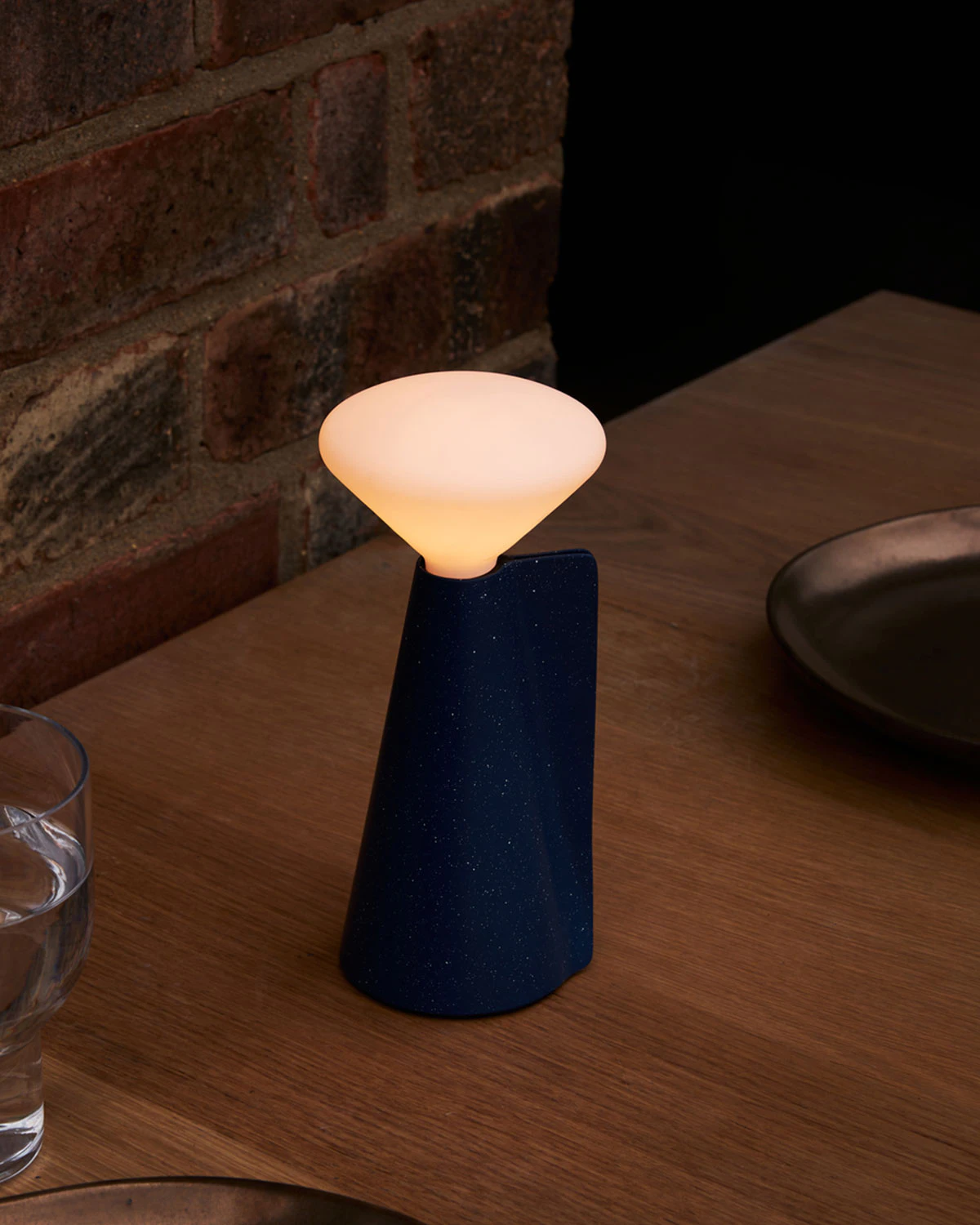 Tala Mantle Portabel Lampa, koboltblå från Tala, bild 4