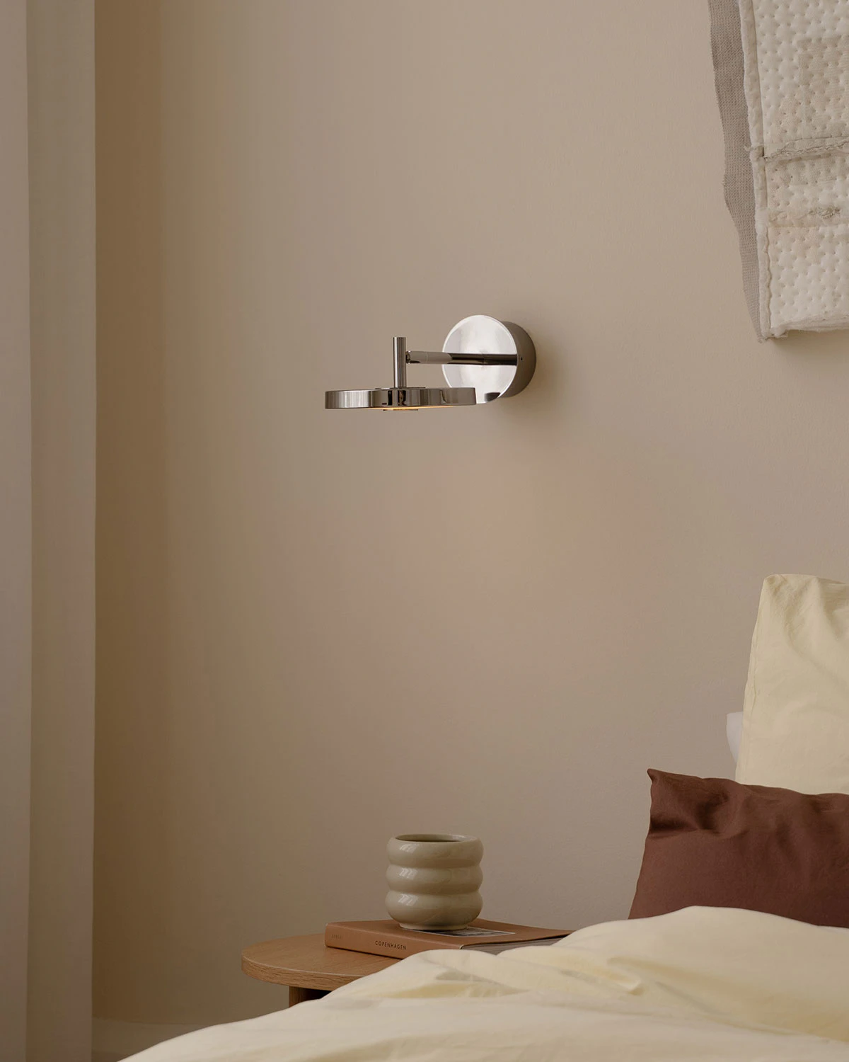 Umage Asteria Vägglampa Kort & Fastkopplad, polerat stål från Umage, bild 4