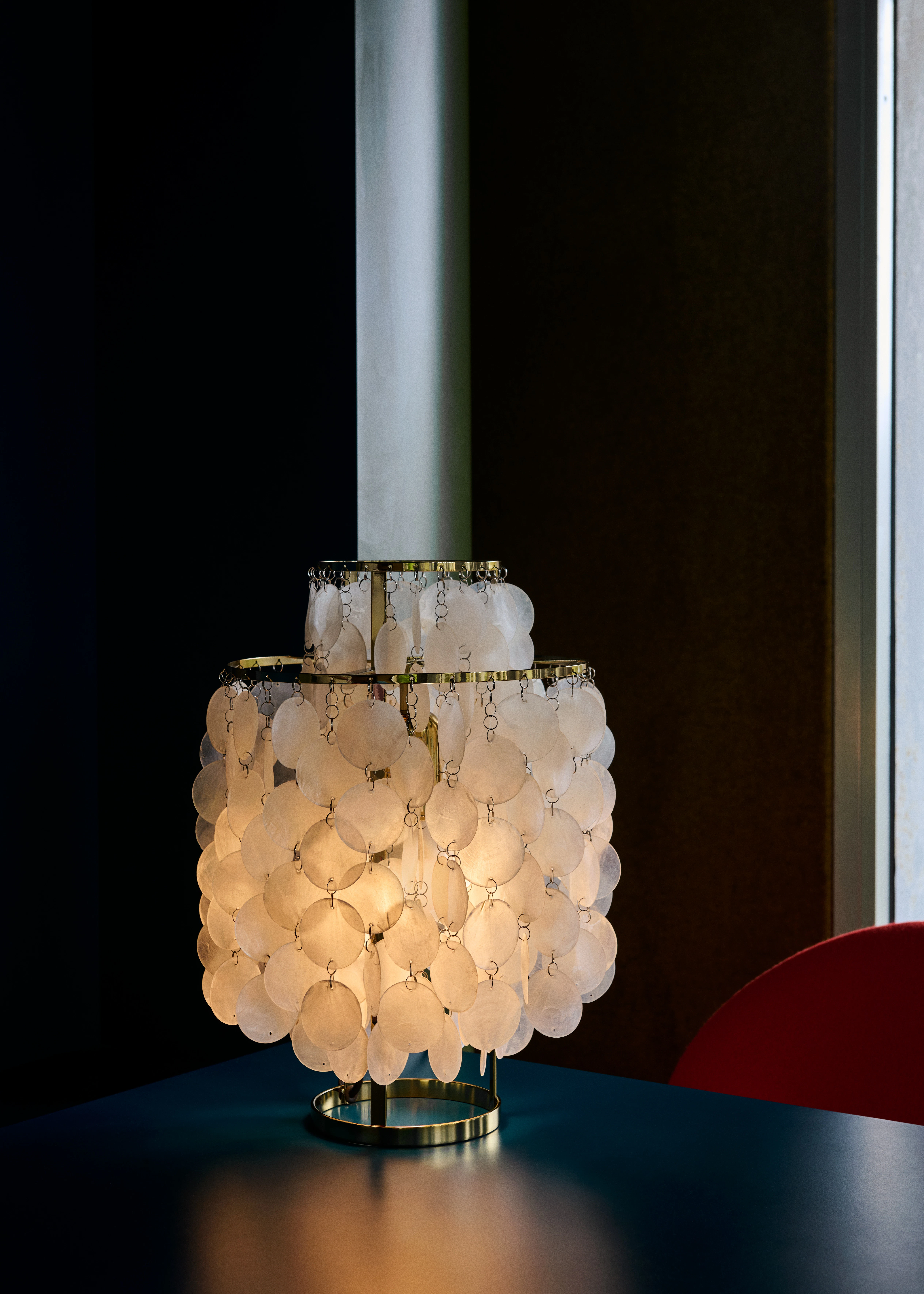 Verpan Fun 2tm Bordslampa / Seashell, mässing från Verpan, bild 3