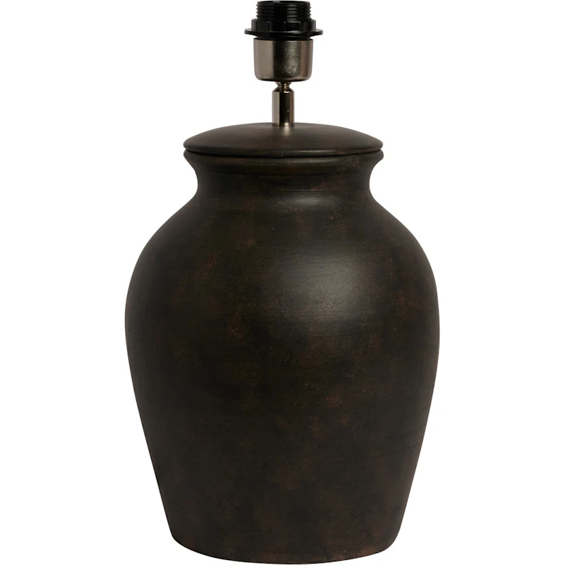 Berit Lampfot, Svart