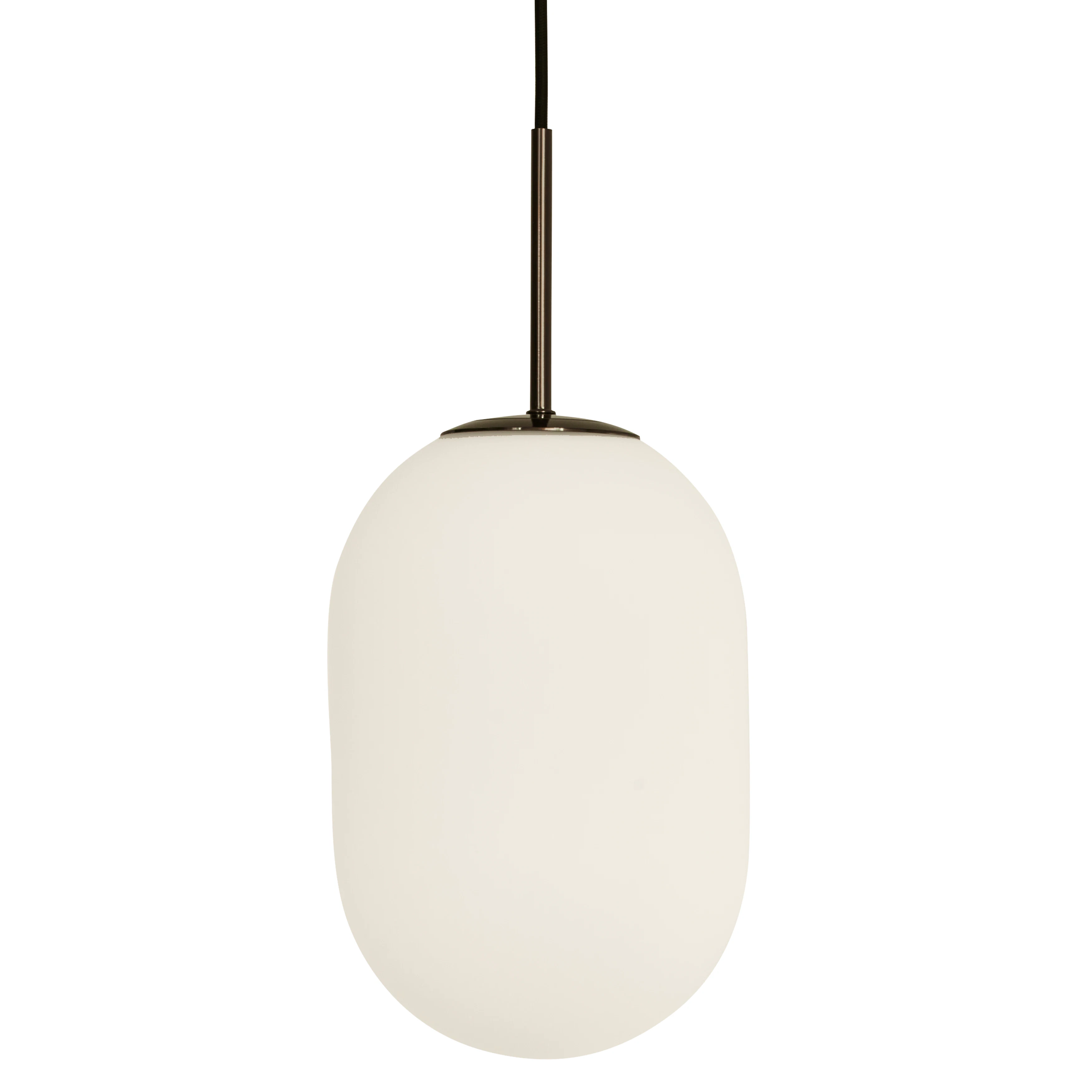 Watt & Veke Noor Pendel / Svart 26,5 Cm - Pendellampor Munblåst glas Opal