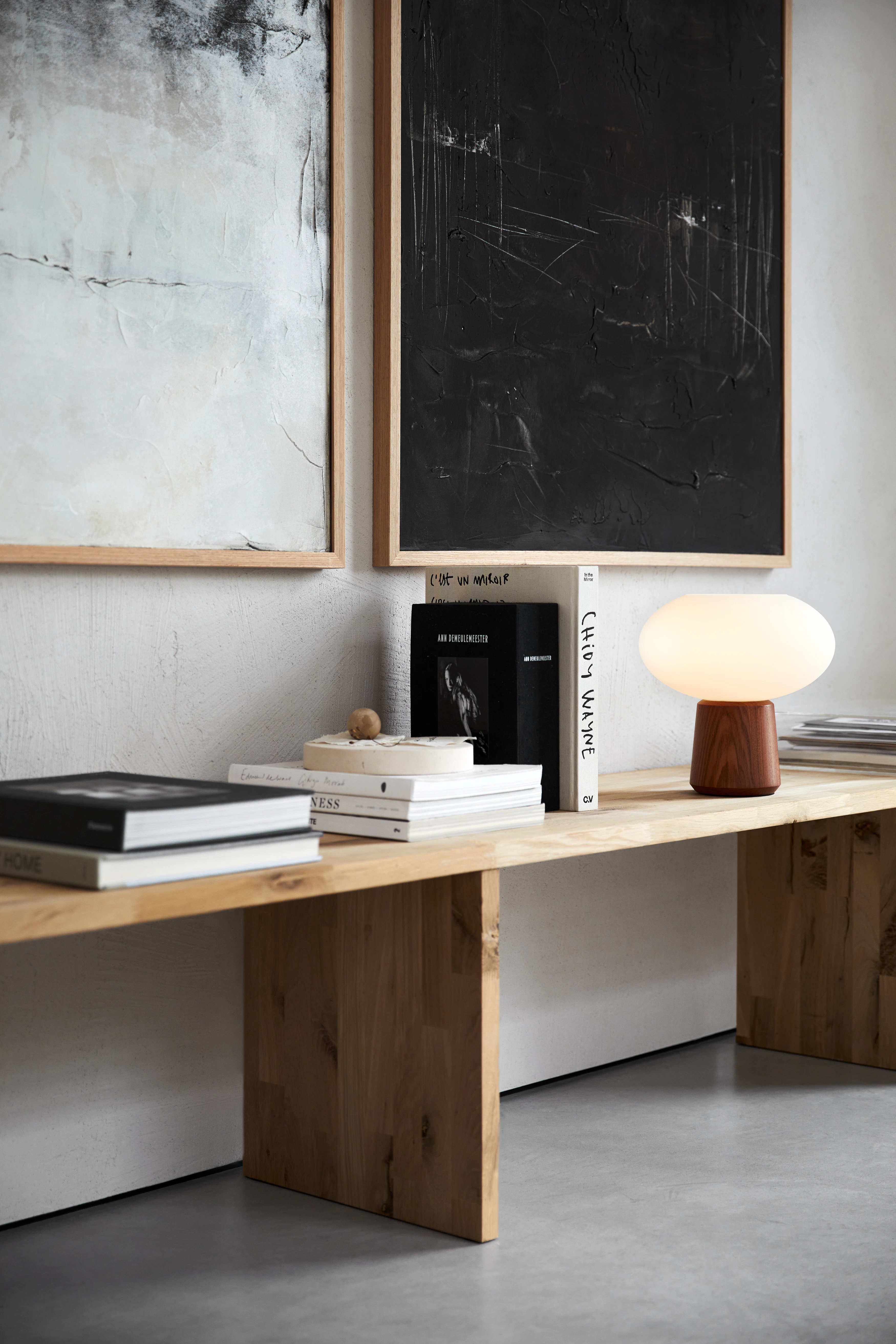 Watt & Veke Olivia Bordslampa, mörk ask från Watt & Veke, bild 2