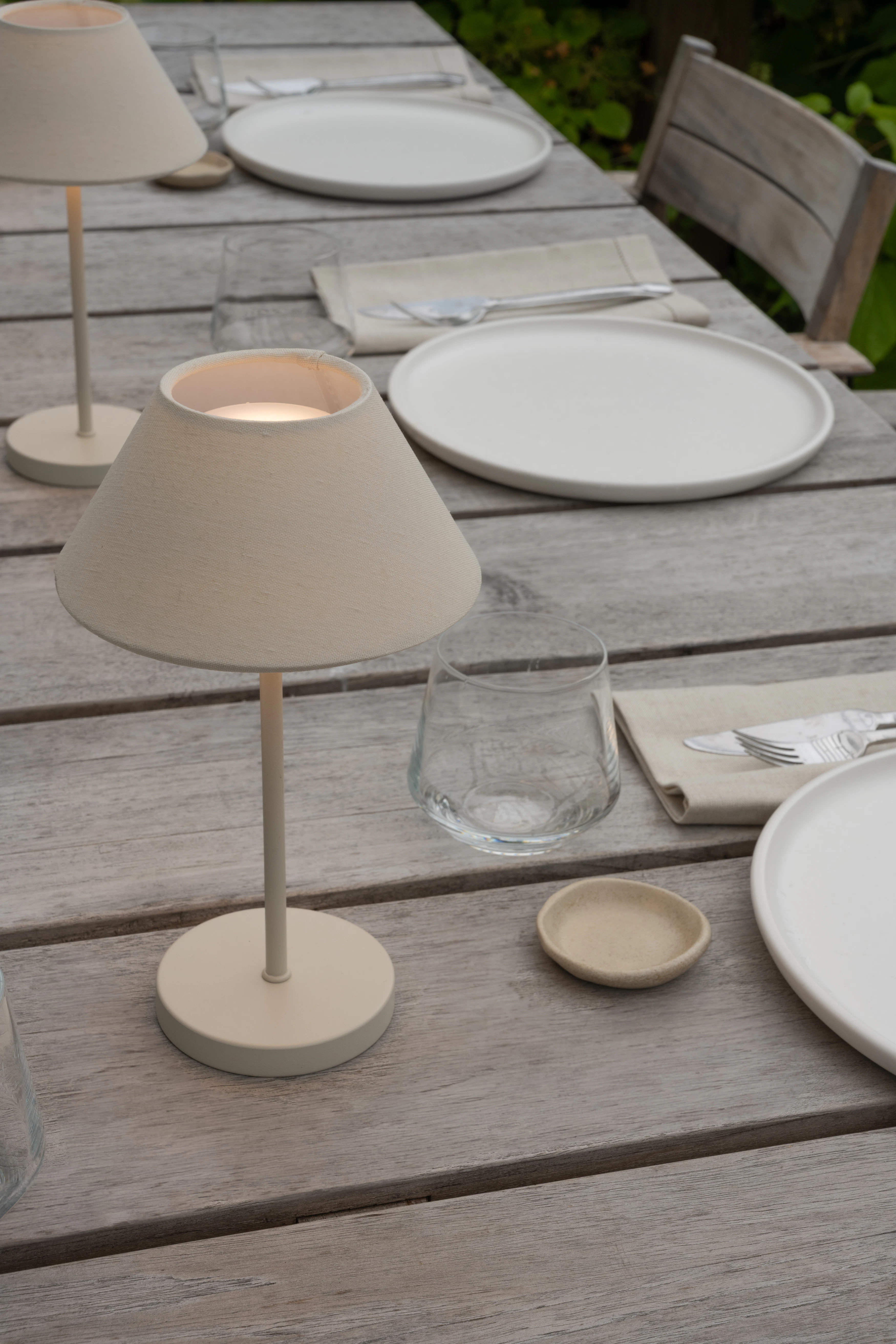 Watt & Veke Teya Bordslampa Portabel, off-white från Watt & Veke, bild 3