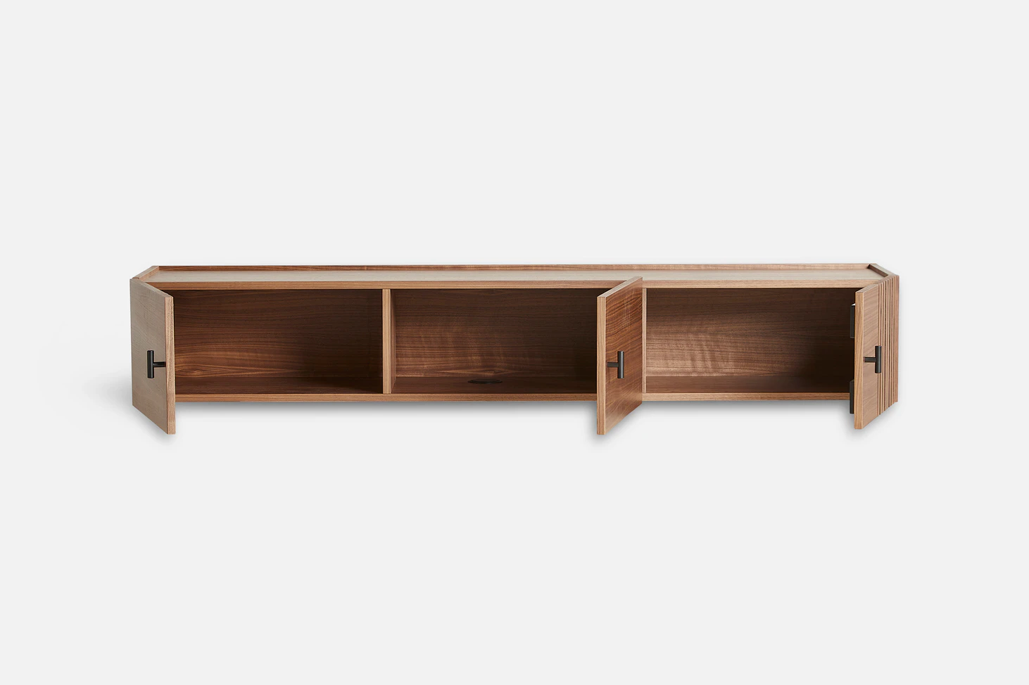 Woud Array Sideboard Låg / Vägg 150 Cm, valnöt från Woud, bild 3
