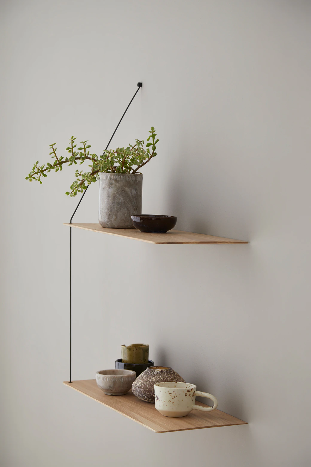 Woud Stedge Hylla 80cm, vitpigmenterad ek från Woud, bild 2