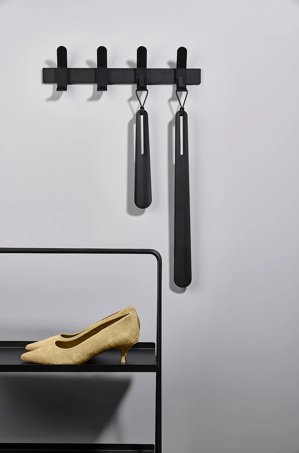 Zone Denmark A-shoehorn Skohorn 45cm, svart från Zone Denmark, bild 2